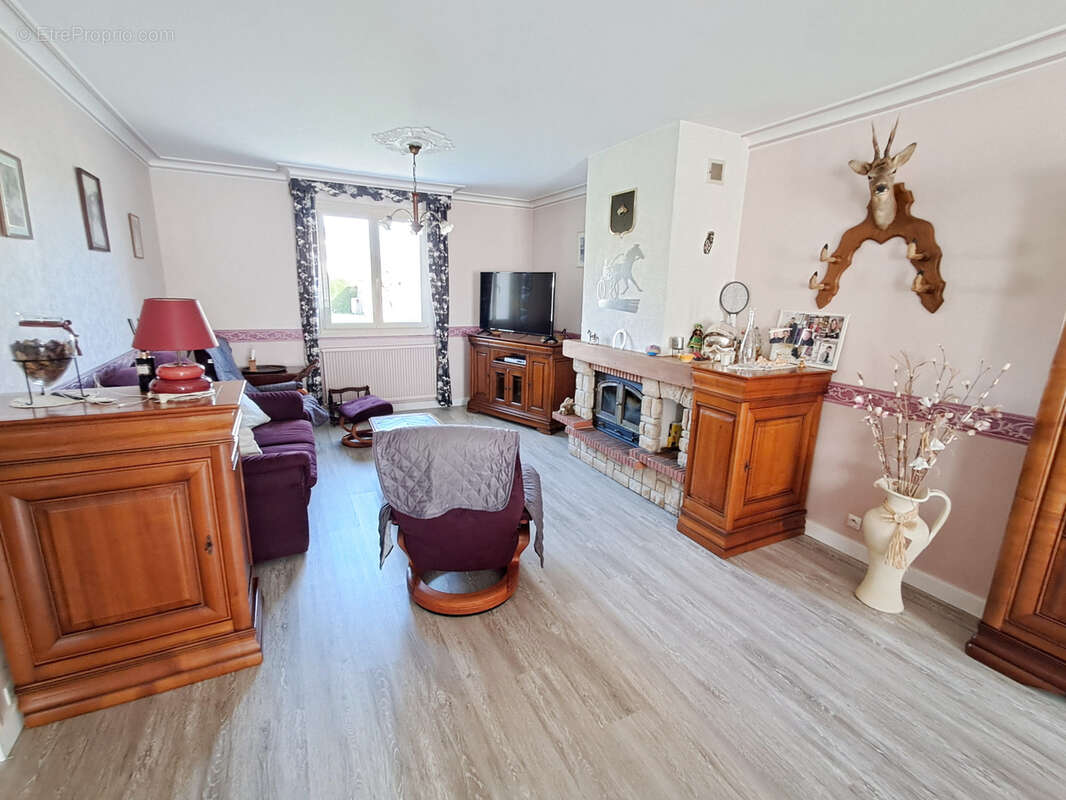 Maison à CHATEAU-GONTIER