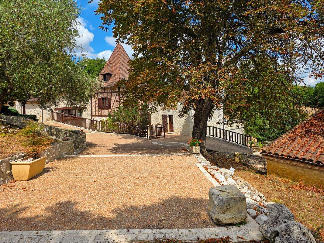 Maison à LAROQUE-TIMBAUT
