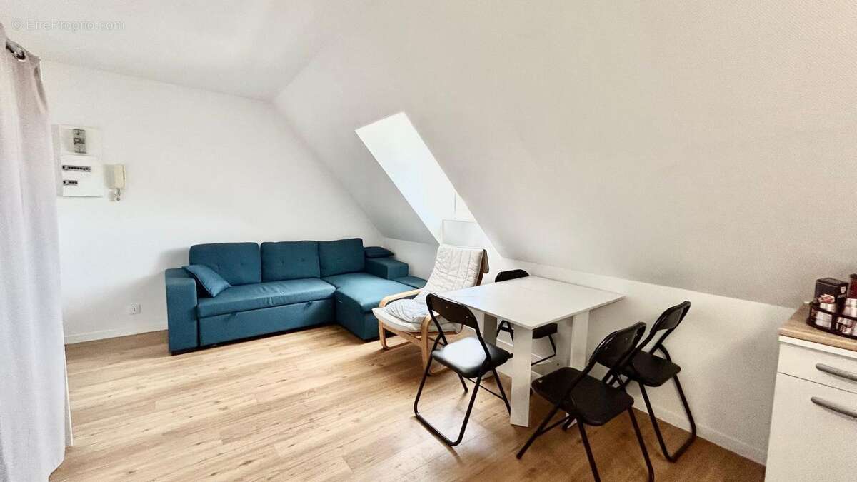 Appartement À Vendre - photo 2
