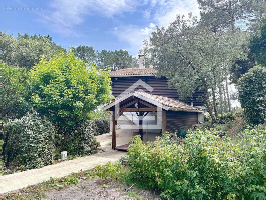 Maison à LACANAU