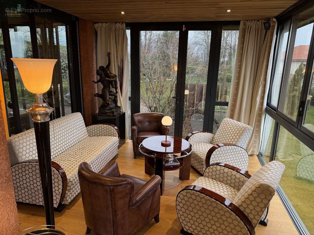 Maison à RIEUPEYROUX