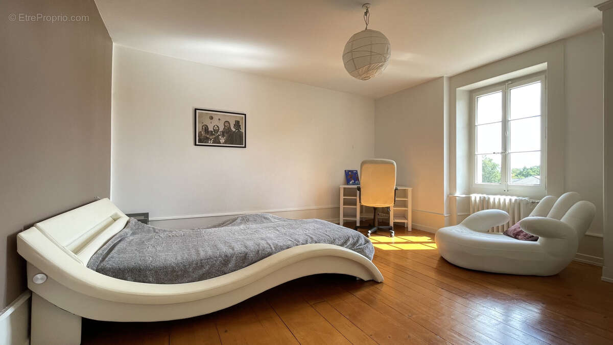 Maison à DIVONNE-LES-BAINS