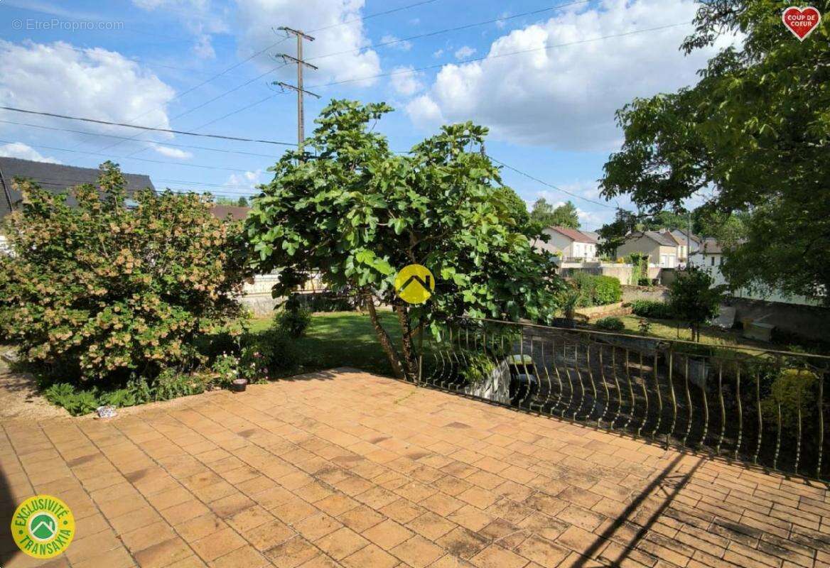 Maison à SAINT-MARTIN-D&#039;AUXIGNY