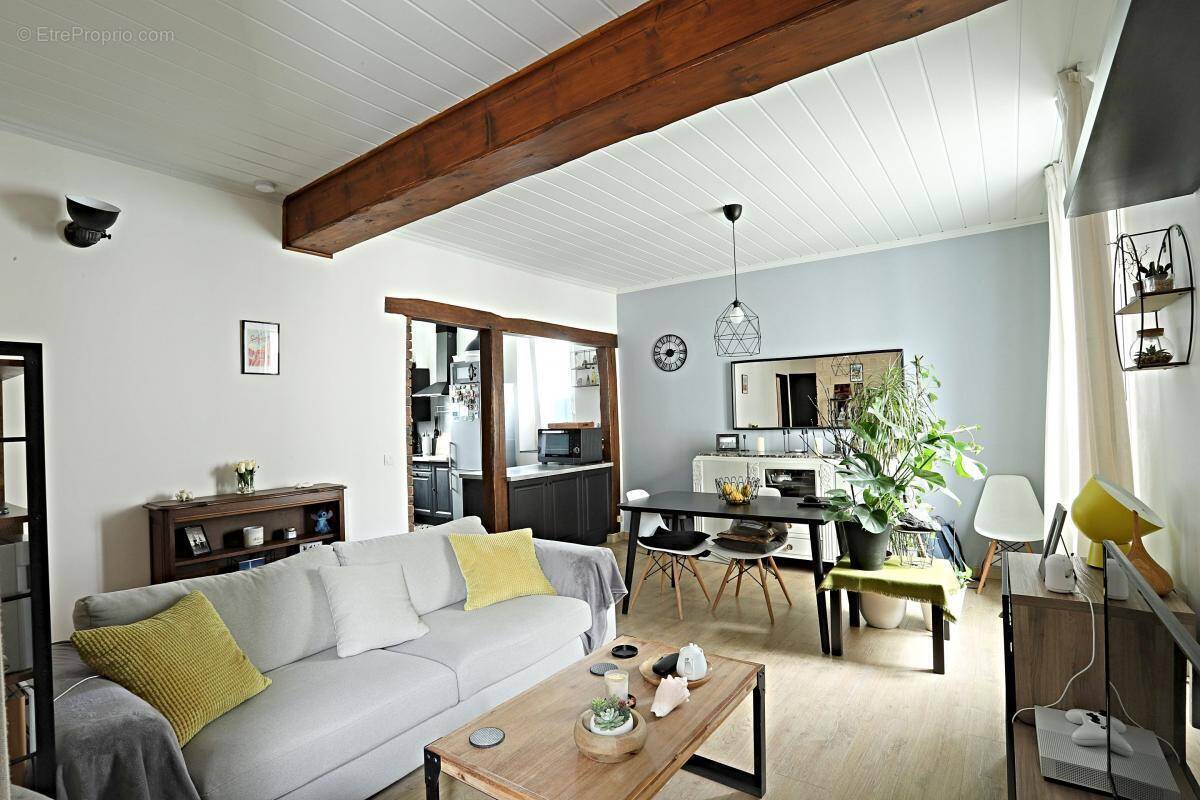 Appartement à VITRY-SUR-SEINE