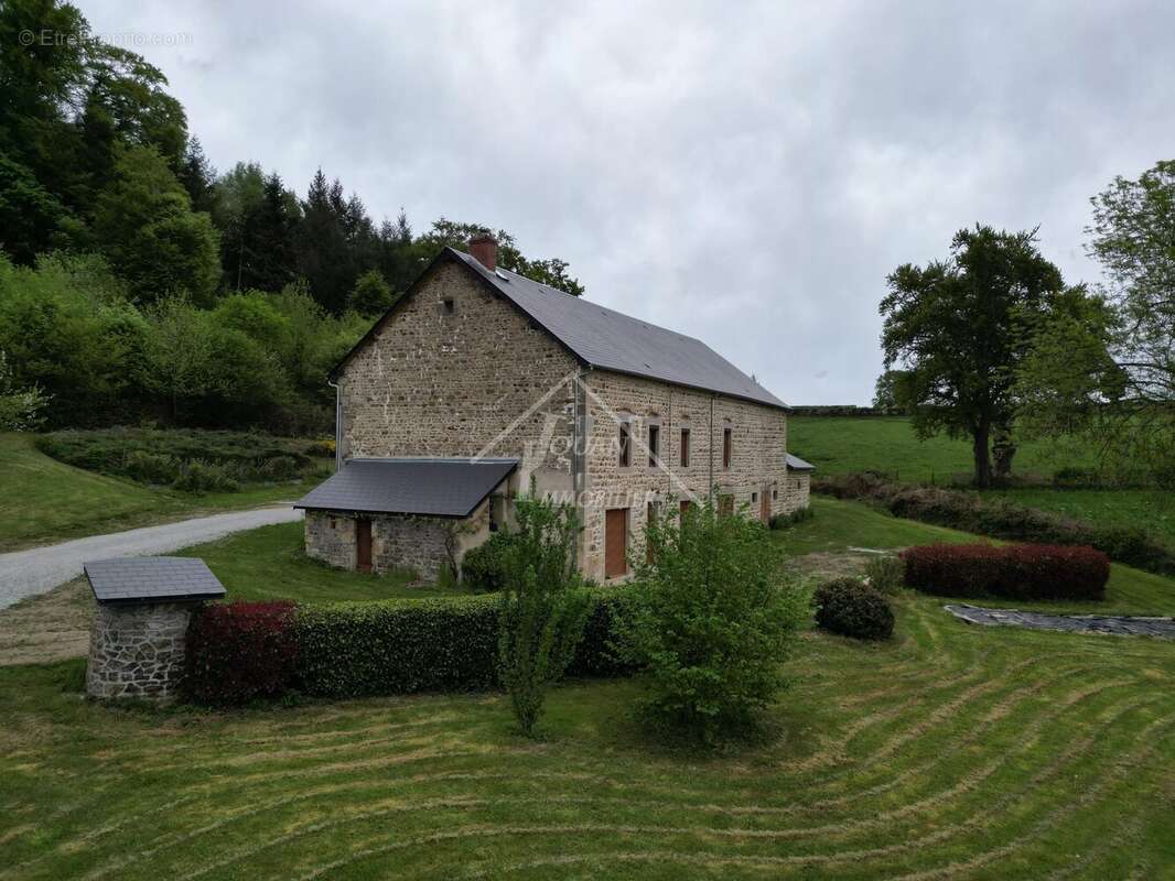 Maison à GOUTTIERES