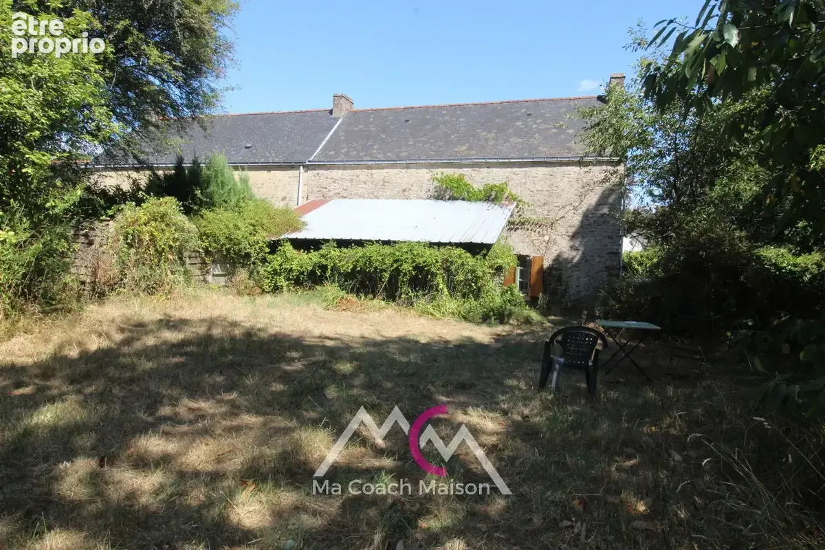 SAINTE-ANNE-SUR-BRIVET, Maison en pierre à rénover - photo 13