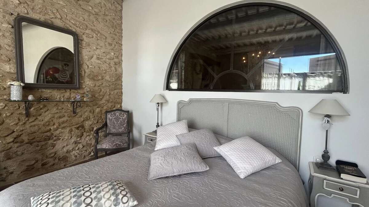 Cazan - Mas de 281 m² sur 3256 m² - photo 14