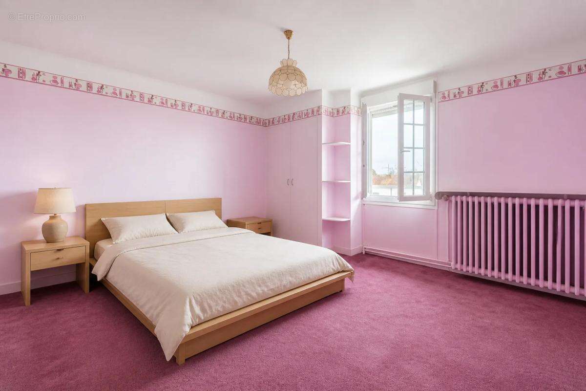 Maison familiale 5 pièces avec jardin à La Couture-Boussey - photo 9