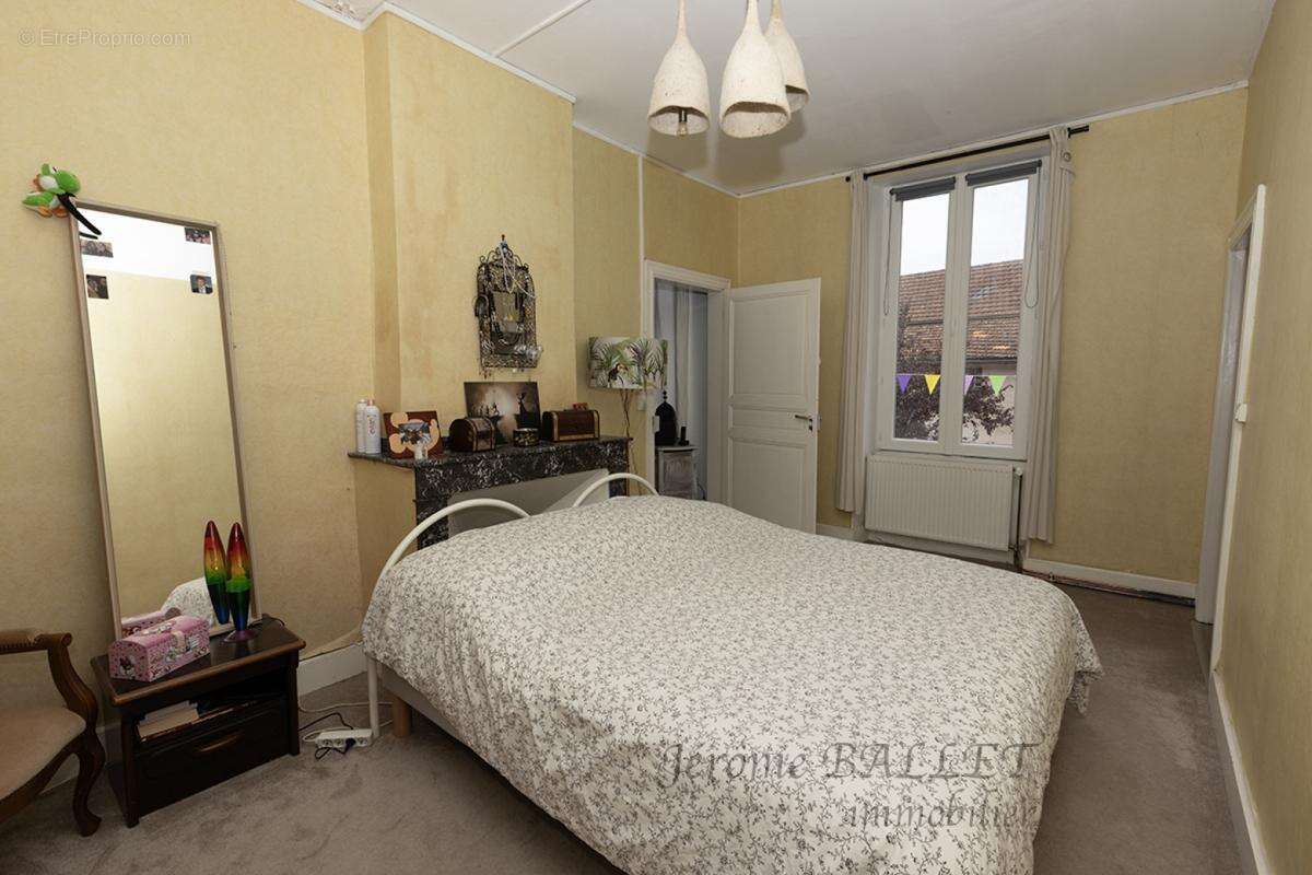 Maison 241 m² à Carmaux  - photo 21