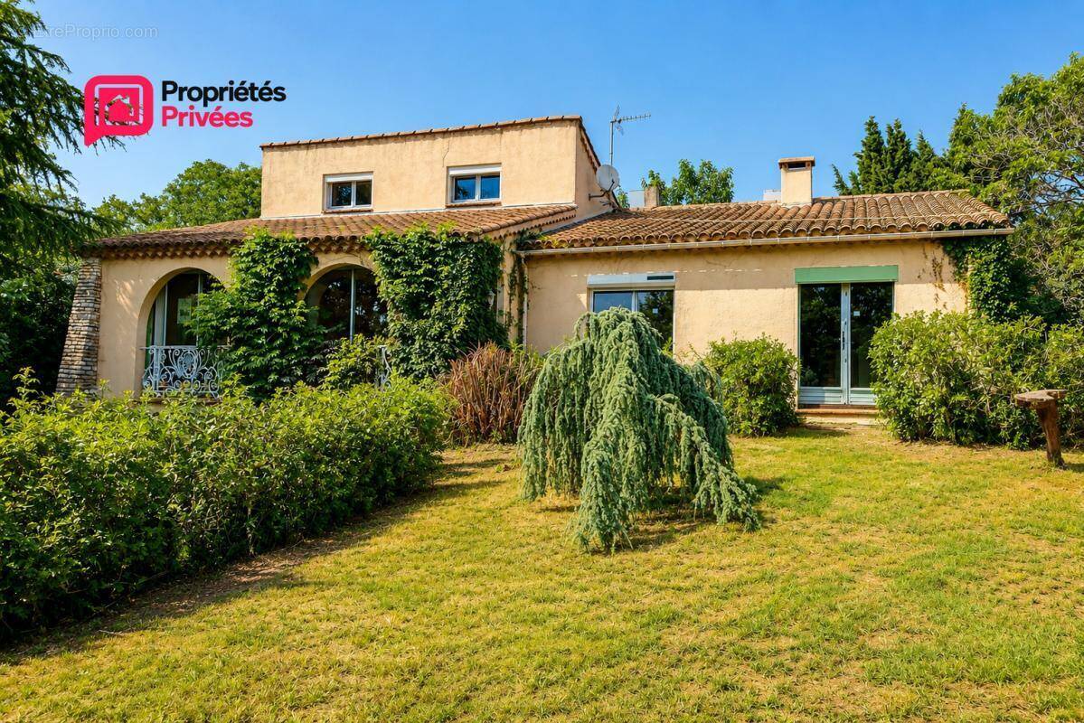 Maison à UZES