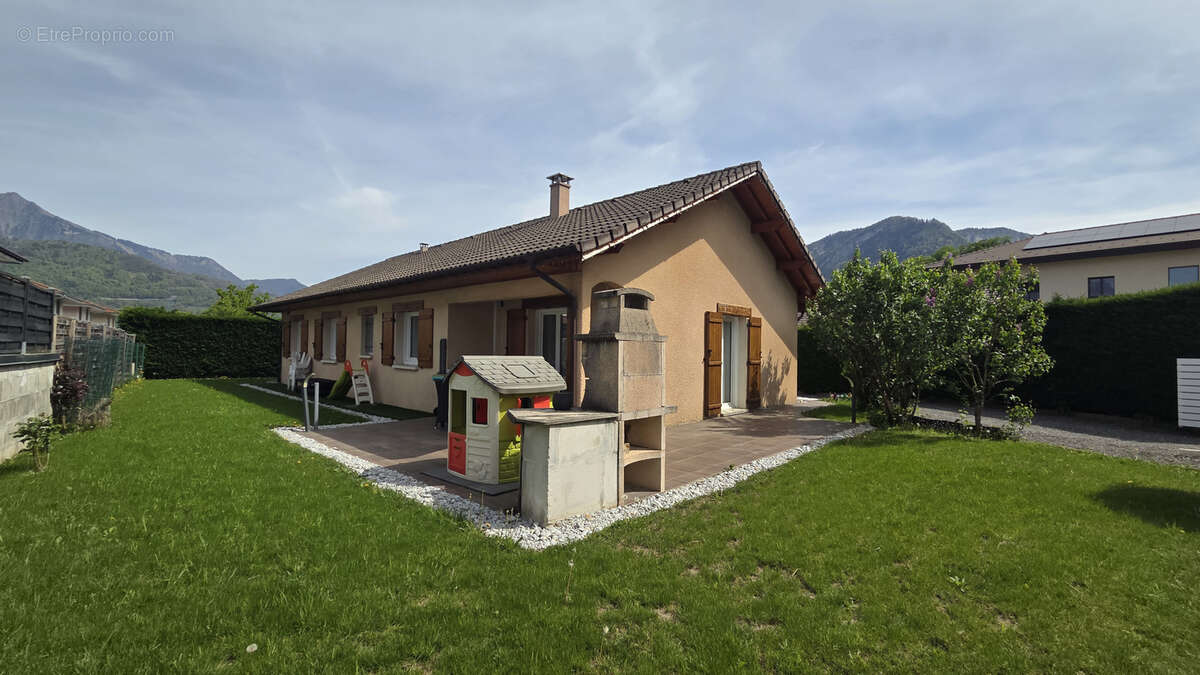 Maison à SCIONZIER