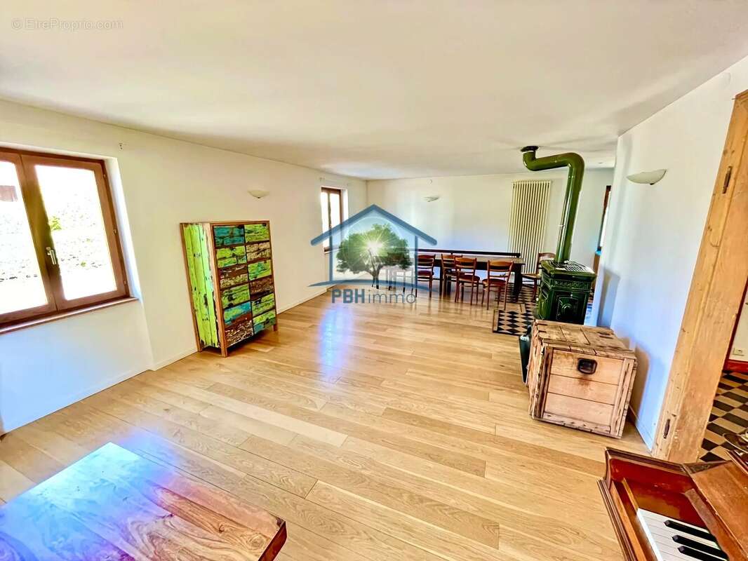 SCHWEIGHOUSE THANN (68), Maison 8 pièces 190,5 m² sur 7,56 ares de terrain - photo 6