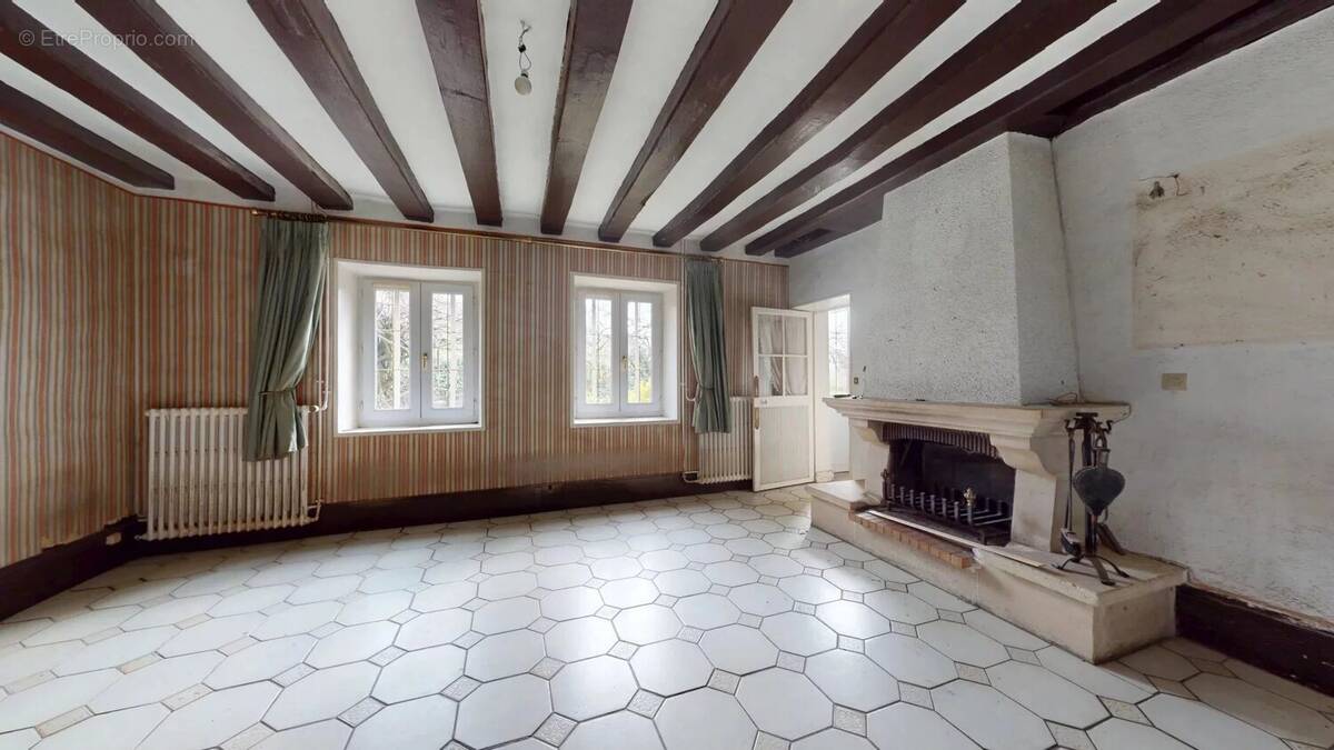 Maison à SAINT-FORGET