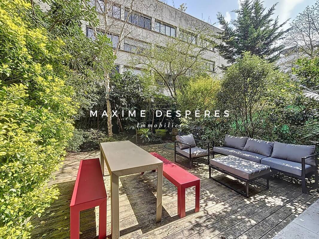 Appartement à NEUILLY-SUR-SEINE