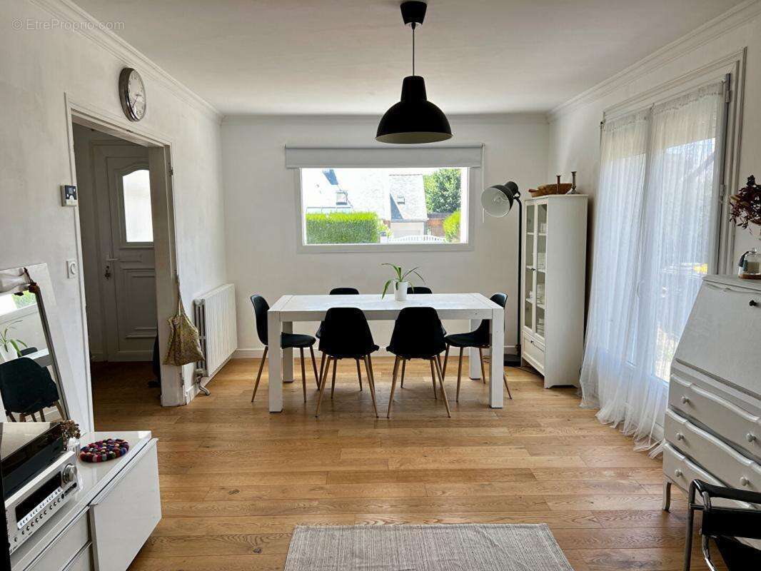 Maison familiale 123 m² - 5 chambres avec vie de plain-pied ? Entre Vannes et Auray - photo 2