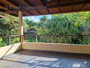 Appartement à REMIRE-MONTJOLY