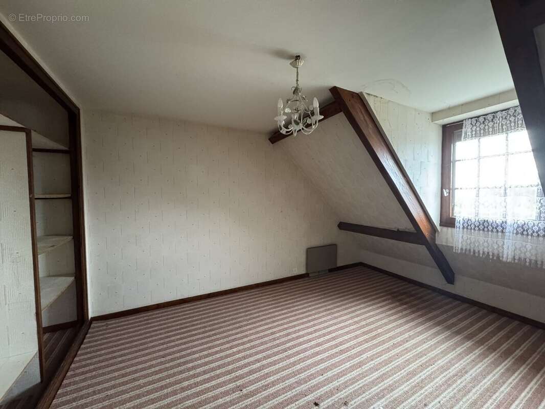 Maison à SAINT-VICTOR