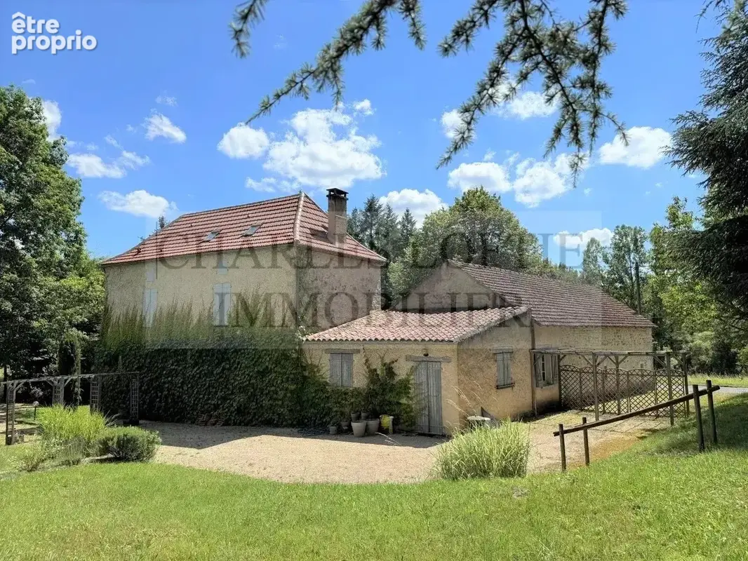 Maison, grange et piscine sur 1,2 ha en Bouriane - photo 5