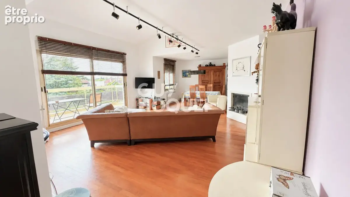A vendre au coeur point du jour, Duplex de 146.37 m2 carrez/172.40 m² utile - photo 4