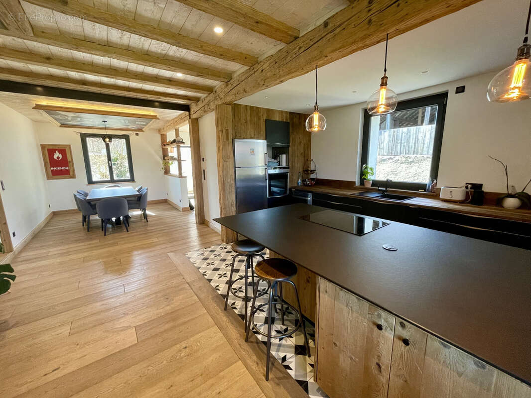 Maison à SAINT-BALDOPH