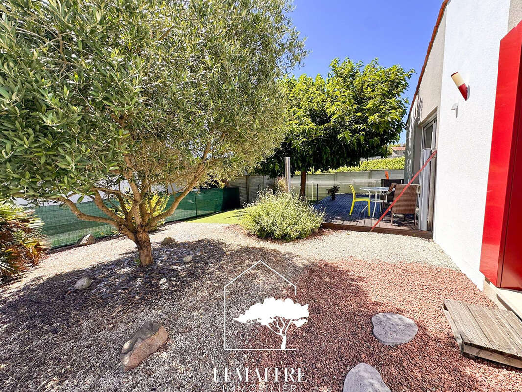 Maison à LES MATHES