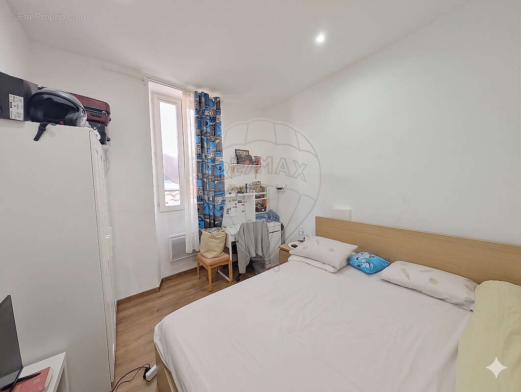 Appartement à MARSEILLE-2E