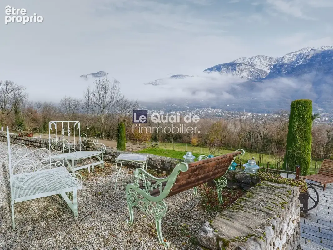 Maison 7 pièces 232 m² à vendre à Veurey-Voroize (38113) - photo 4
