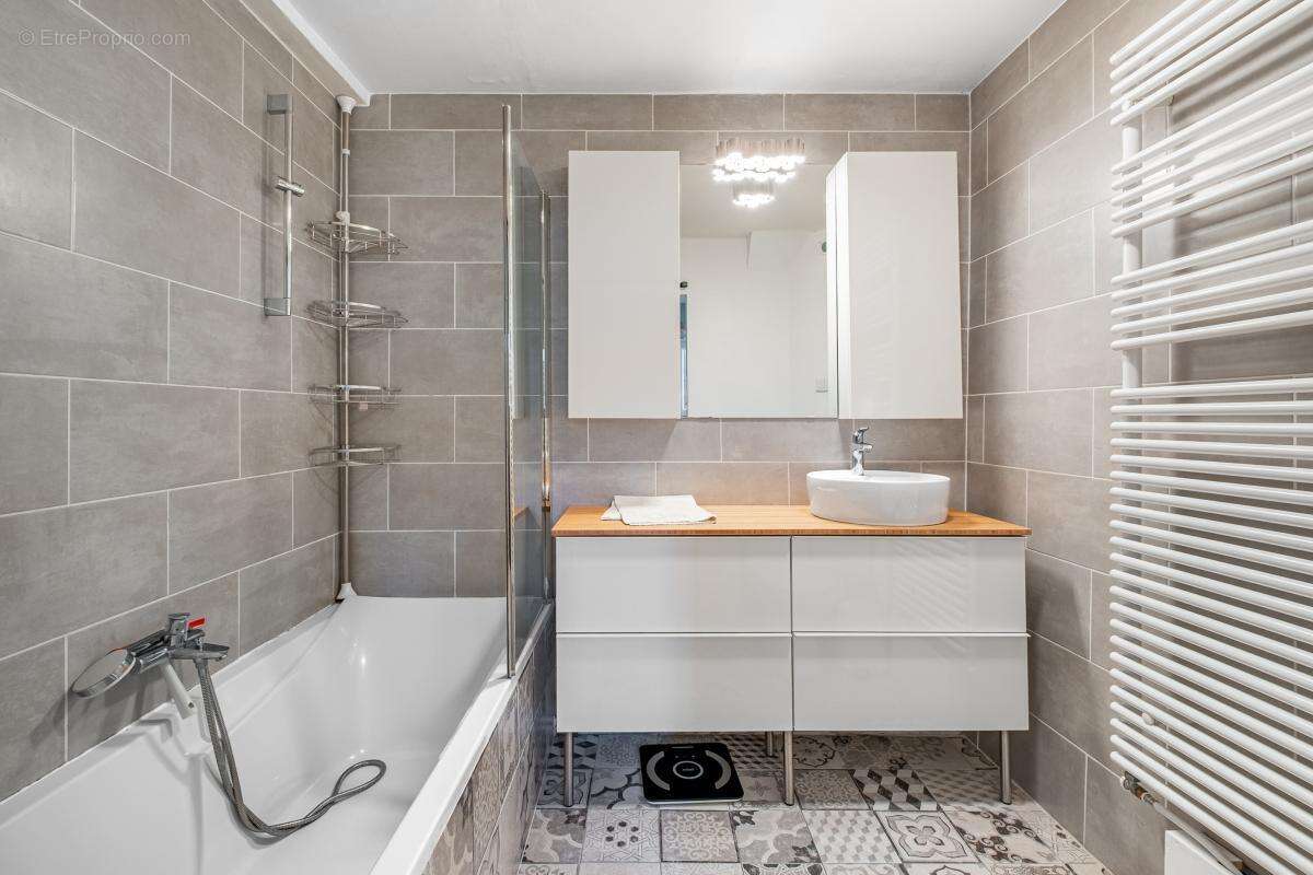 Maison à PEYMEINADE