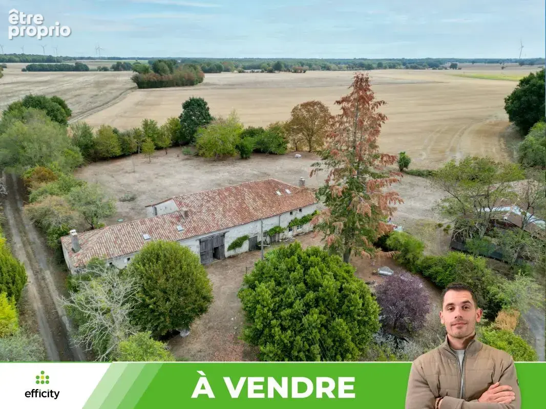 Maison 283 m² à La Chapelle-Baton  - photo 2
