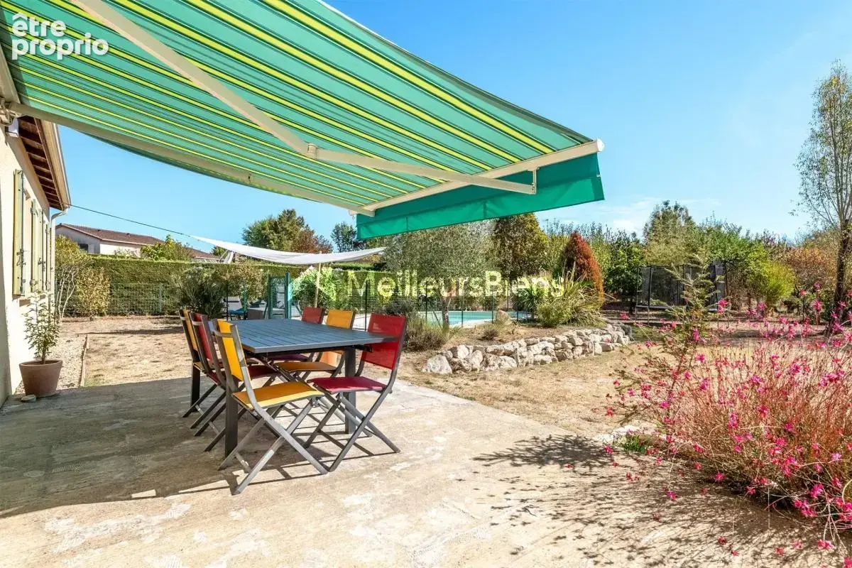 Maison plain-pied - 3 chambres, piscine et jardin clos - photo 11