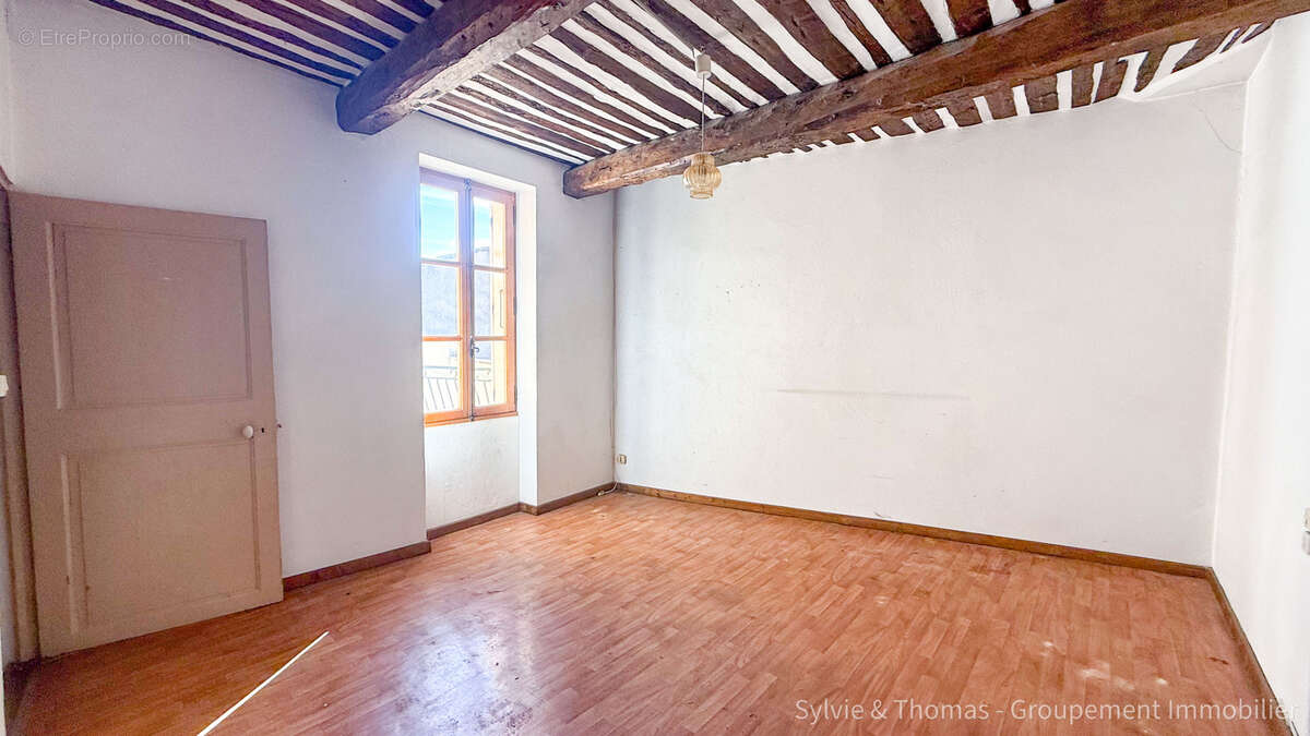 Maison à PIOLENC