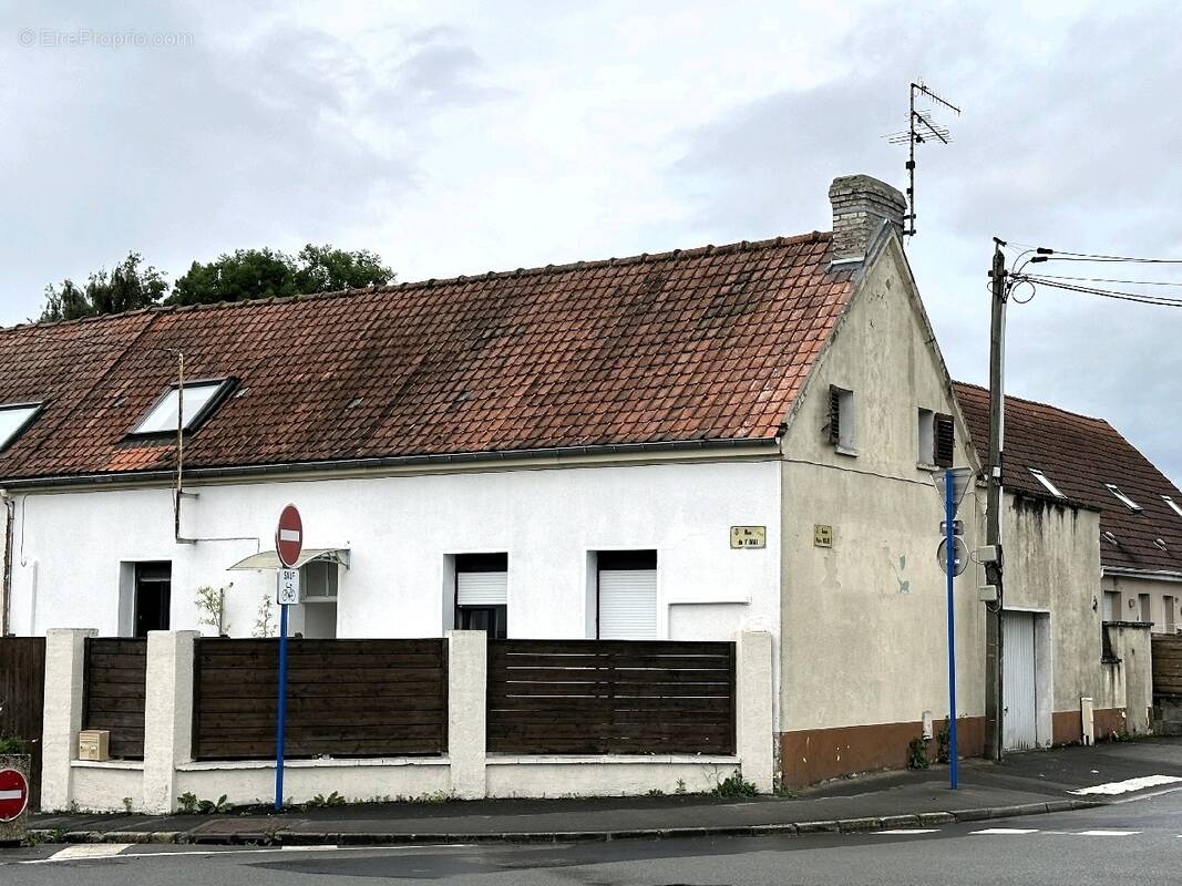 Maison à BEAURAINS
