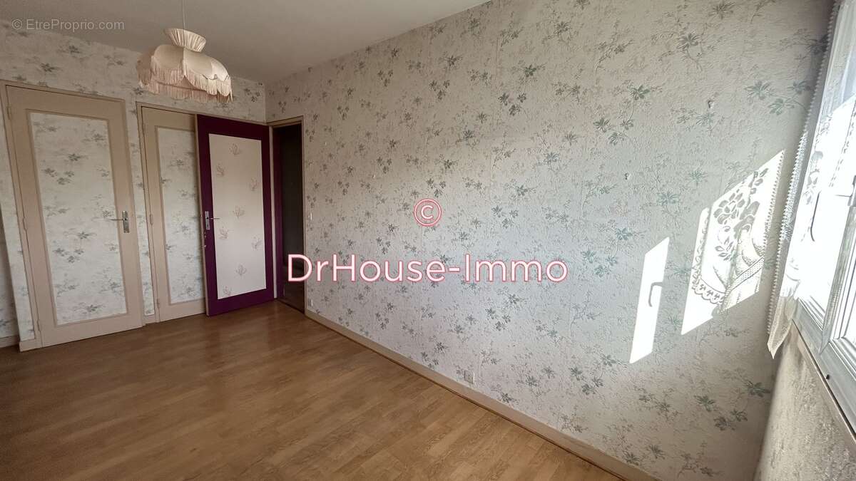 Appartement à DAMMARIE-LES-LYS