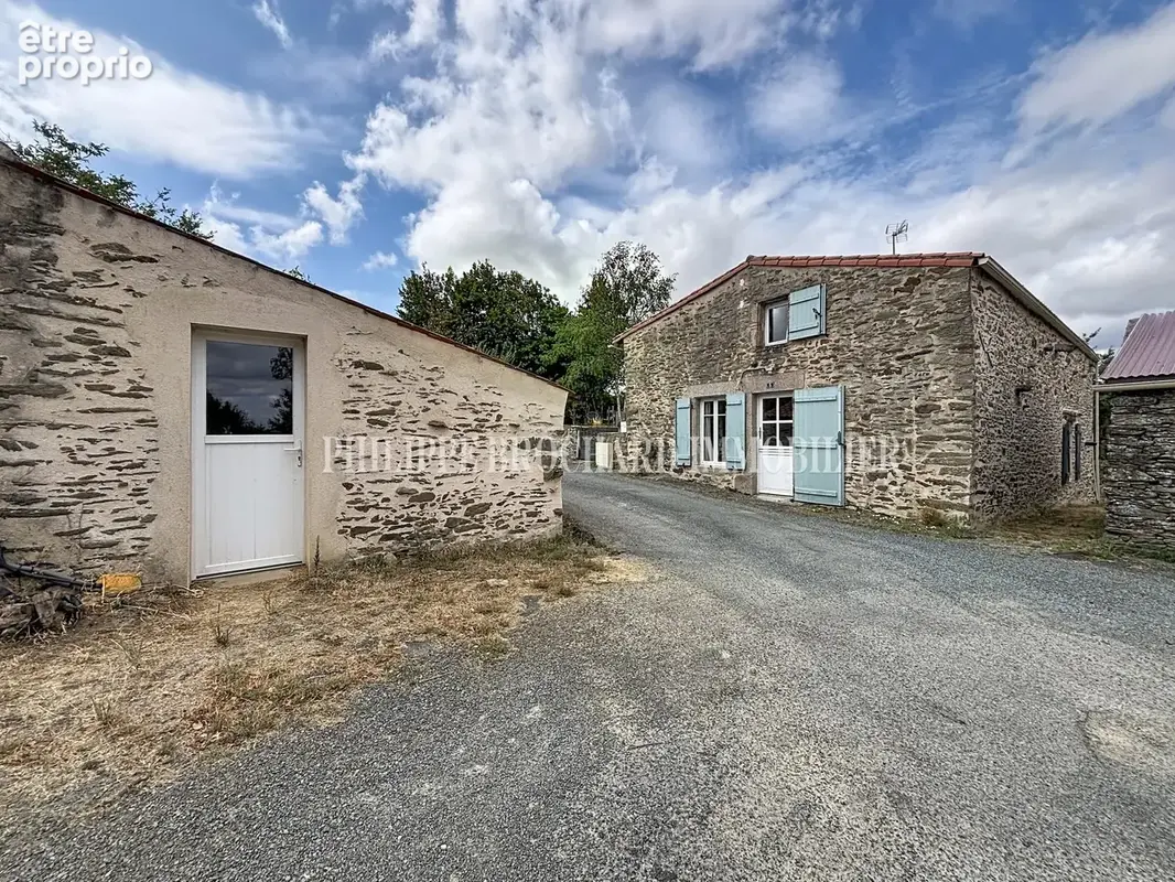Maison 80 m² à Chateau-Guibert  - photo 4