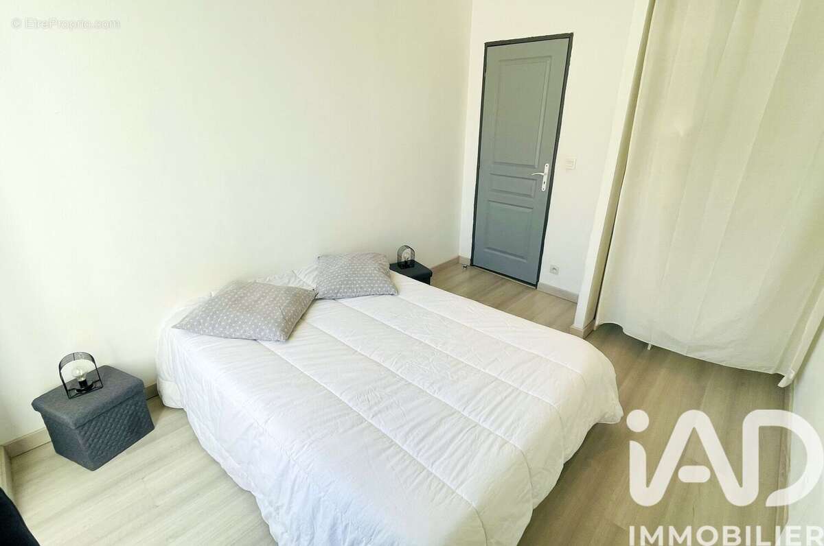 Maison 101 m² à Siradan  - photo 9