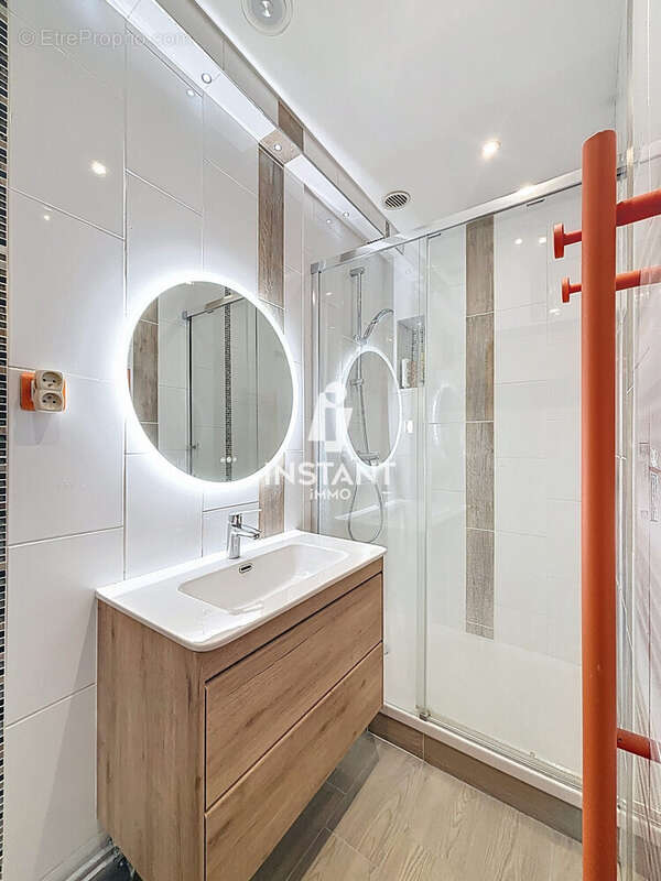 Appartement à PARIS-9E