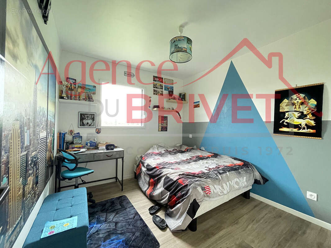 Maison à LA CHAPELLE-DES-MARAIS