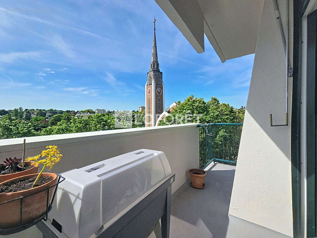 Appartement à BAGNEUX