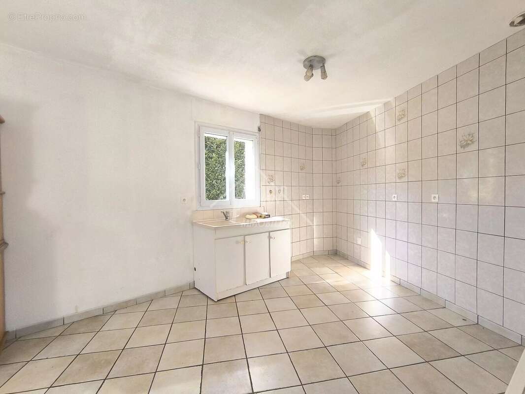 Maison à PONTAUMUR