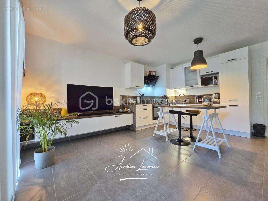 Appartement à CASTELNAU-LE-LEZ