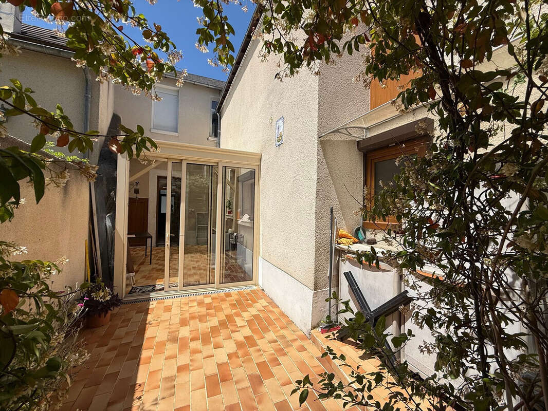 Maison 115 m² à Issoudun  - photo 7