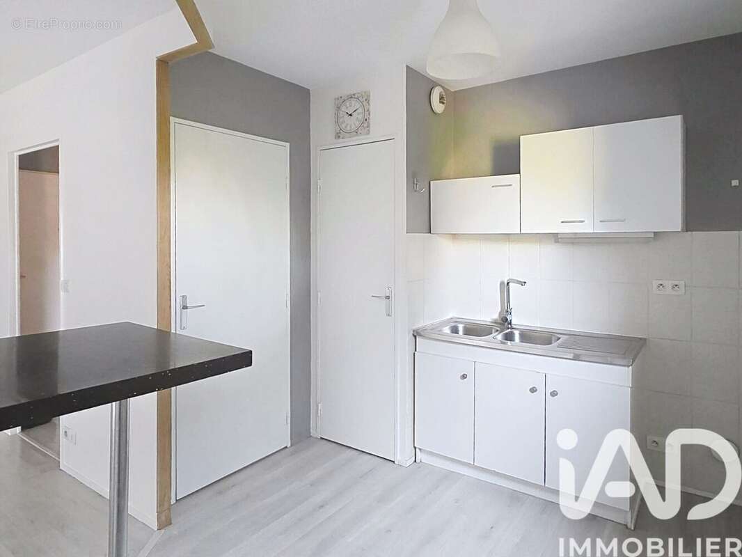 Photo 3 - Appartement à CRECY-LA-CHAPELLE