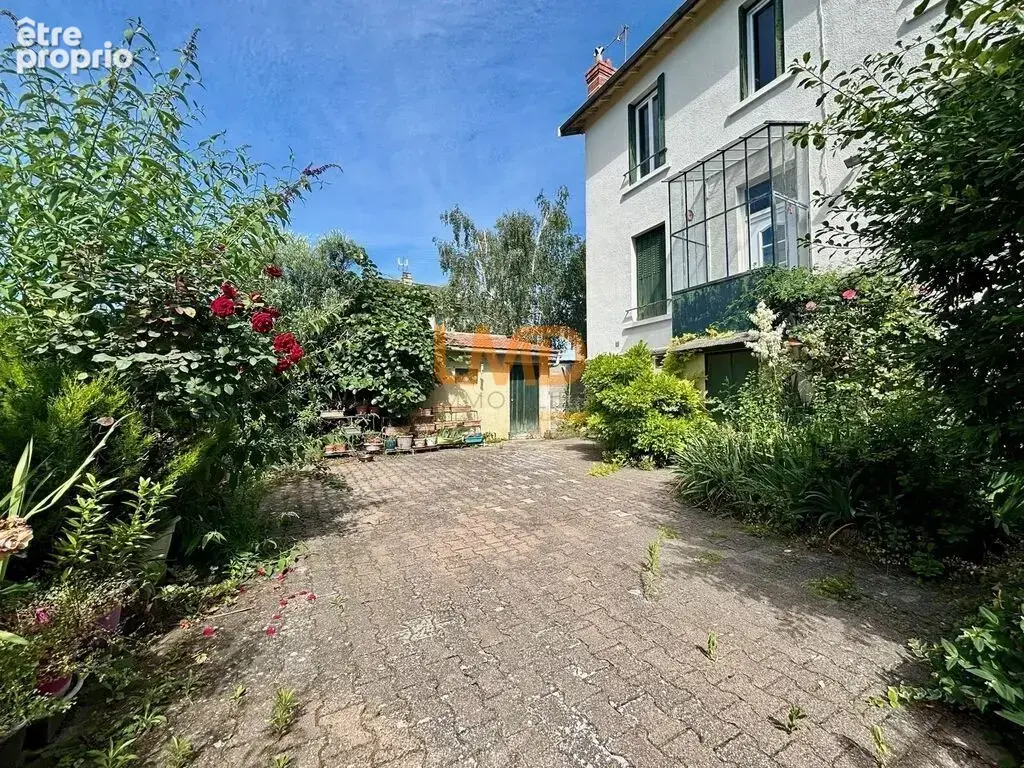 Maison de ville années 30 - Cachet clermontois - 110 m² - photo 2