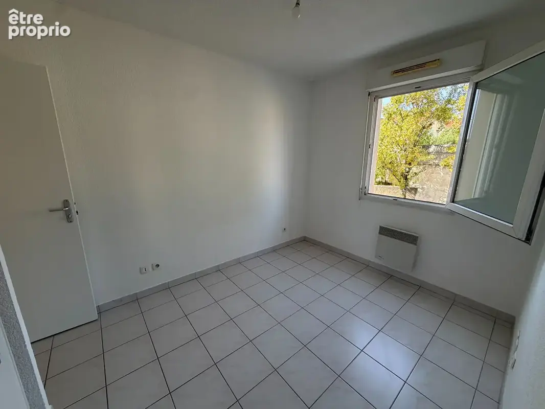 T2 33 m² avec terrasse et stationnement - Marseille 12 ème - photo 6