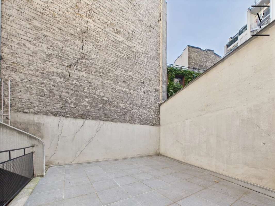 Appartement à PARIS-7E