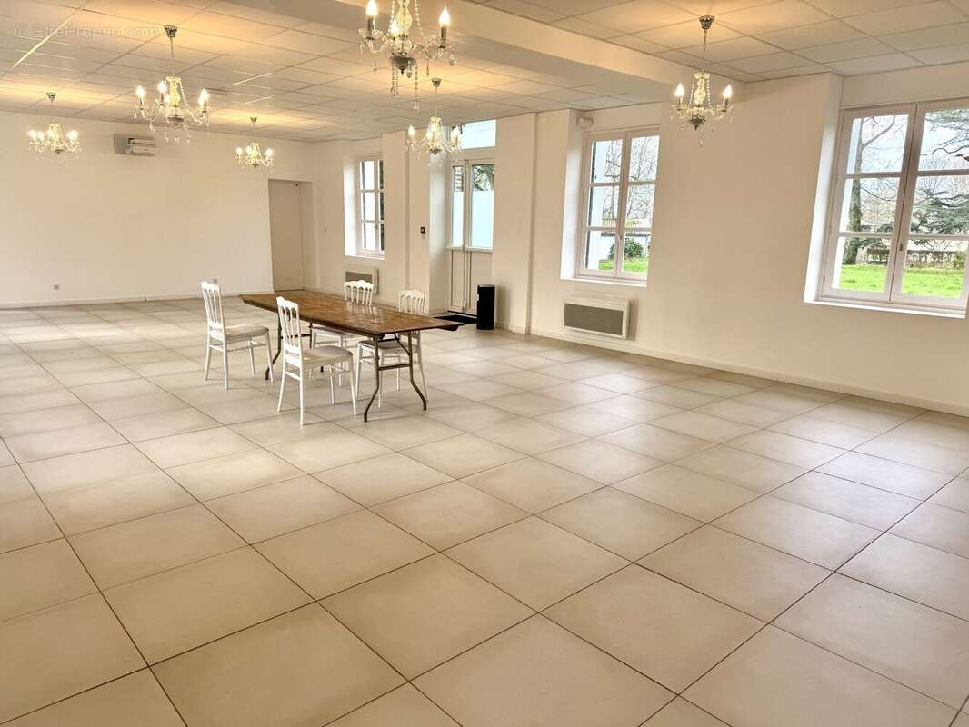 Autre à MANNEVILLE-ES-PLAINS