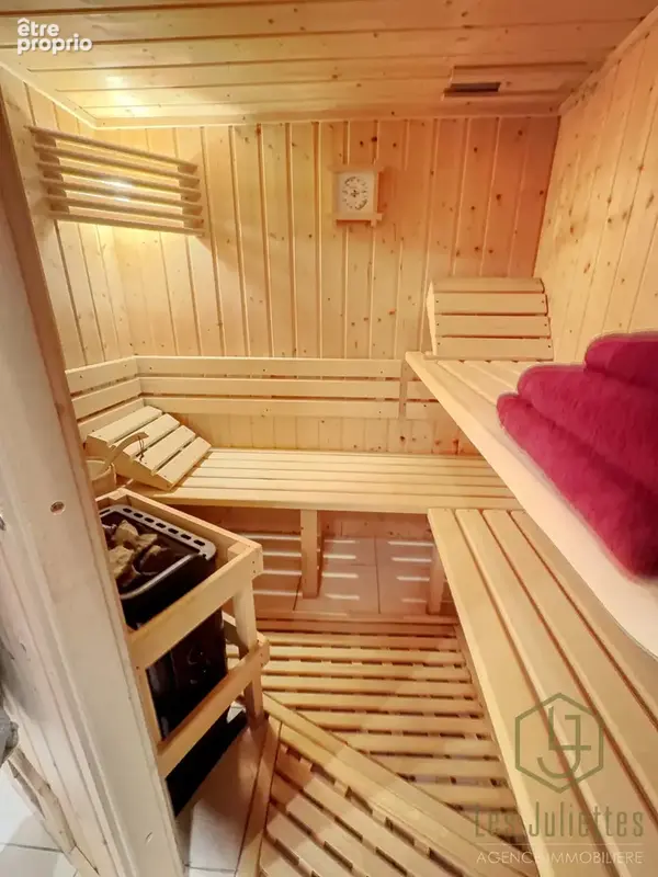 Superbe ferme rénovée de 1900   charme authentique savoyard - photo 13