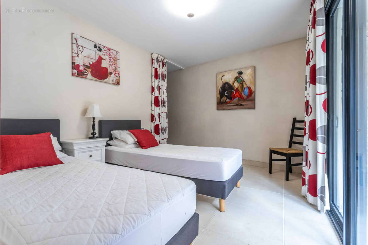 Chateau Estate - photo 23