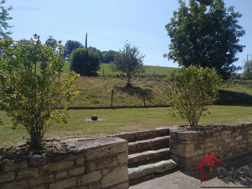 Maison à FOUGEROLLES