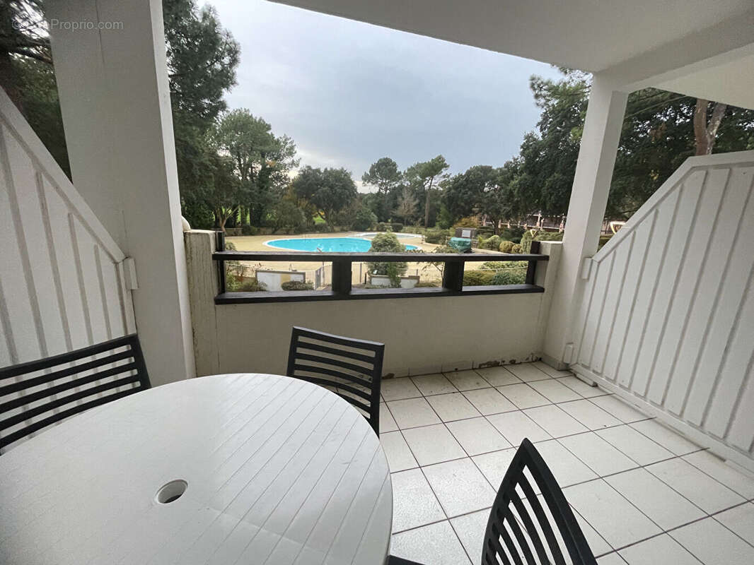 Appartement à MOLIETS-ET-MAA